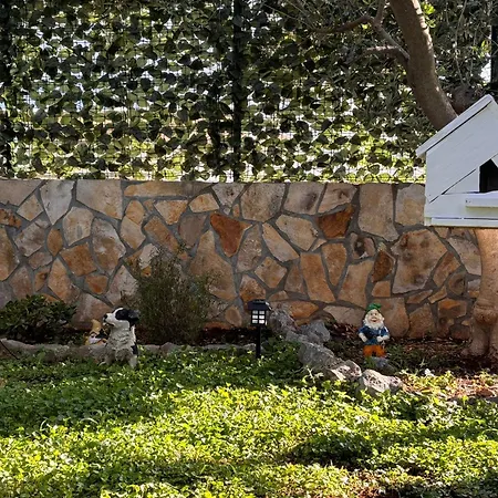 Διαμέρισμα House Roza With Two Τρογκίρ