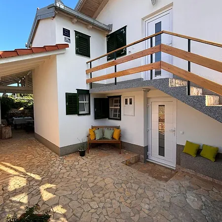 House Roza With Two Διαμέρισμα *